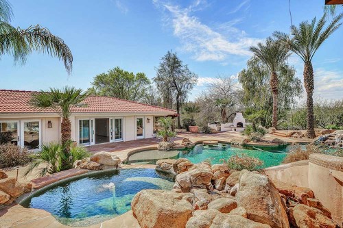 Residential Premium Image