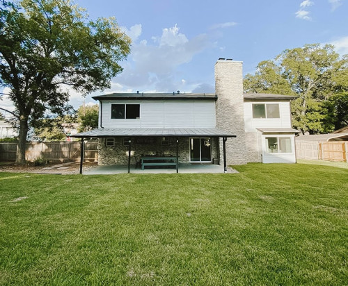Residential Premium Image