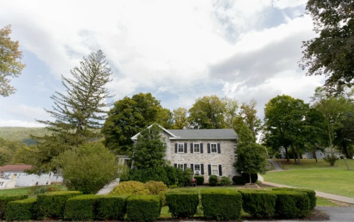 Residential Premium Image