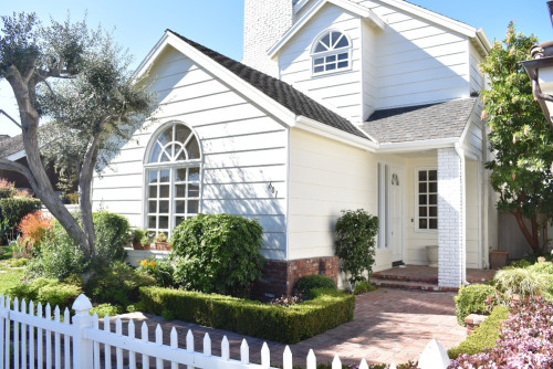 Residential Premium Main Image