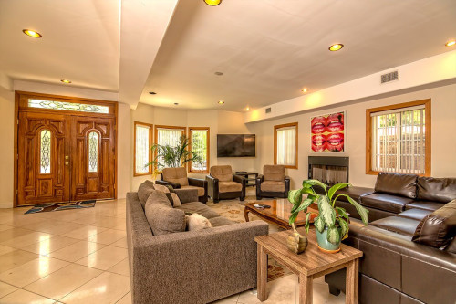 Residential Premium Image