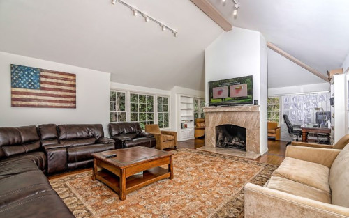 Residential Premium Image