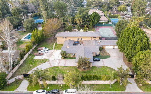Residential Premium Image