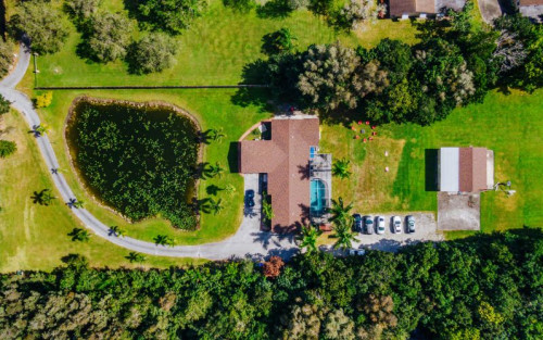 Residential Premium Image