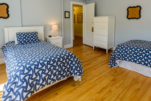 Residential Premium Image