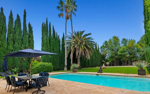 Residential Premium Image