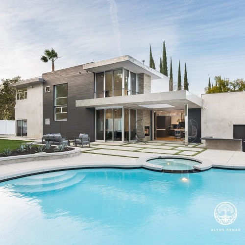 Residential Premium Main Image