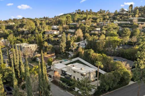 Residential Premium Image
