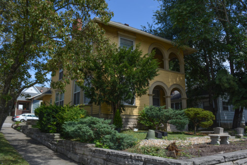Residential Premium Image