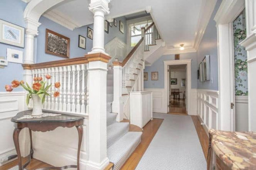 Residential Premium Image