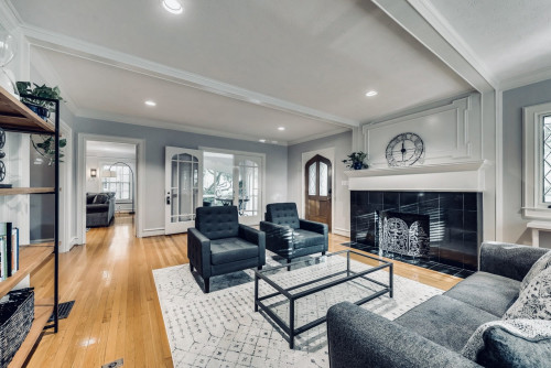 Residential Premium Image