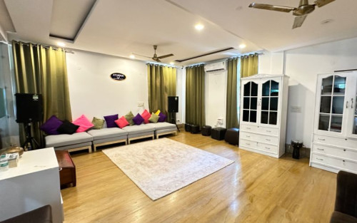 Residential Premium Image