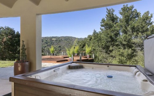 Residential Premium Image