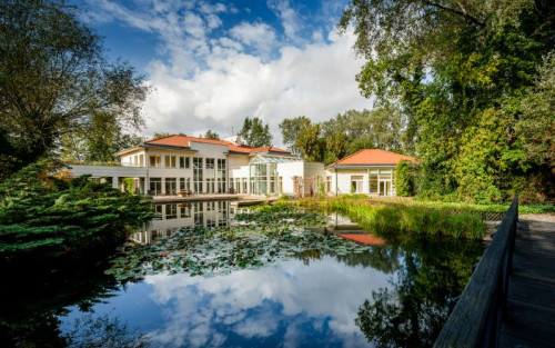 Residential Premium Main Image