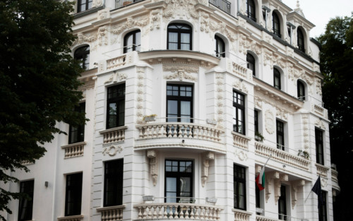 Residential Premium Main Image