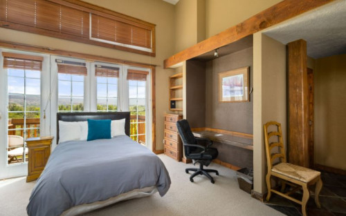 Residential Premium Image