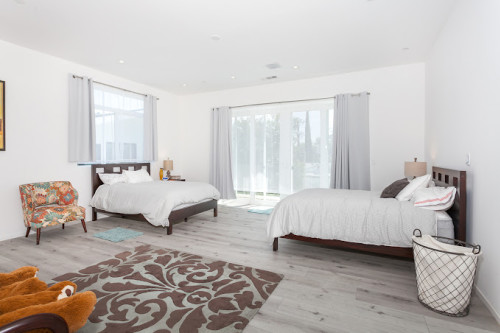 Residential Premium Image