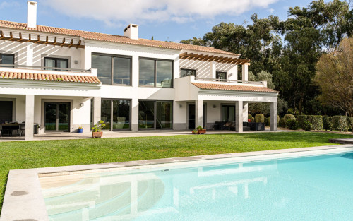 Residential Premium Image