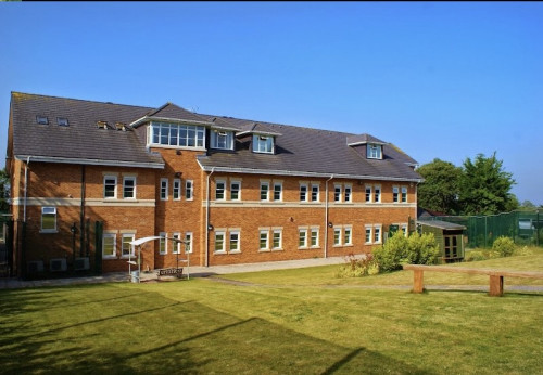 Residential Premium Main Image
