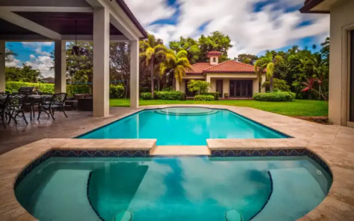 Residential Premium Image