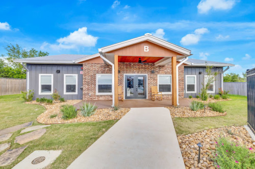Residential Premium Main Image