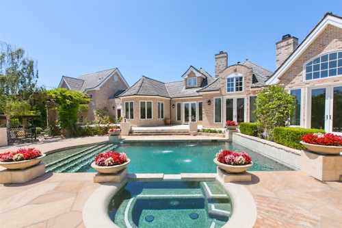 Residential Premium Main Image