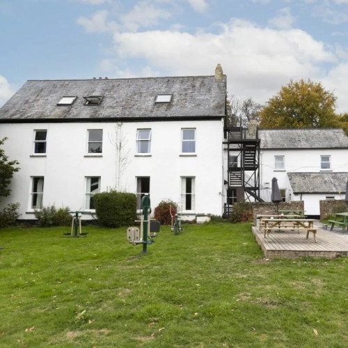 Residential Premium Main Image