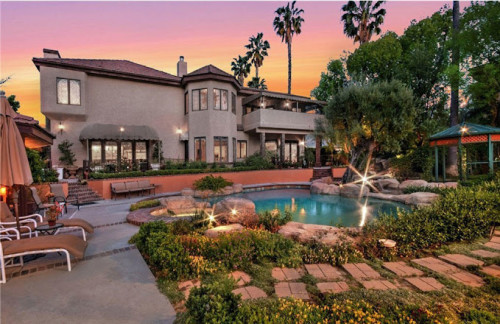 Residential Premium Main Image