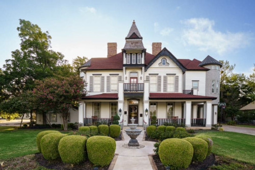Residential Premium Main Image
