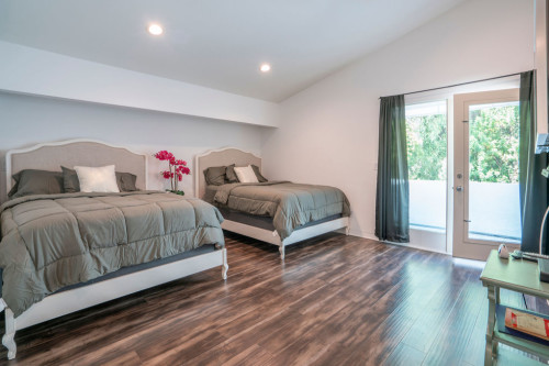 Residential Premium Image