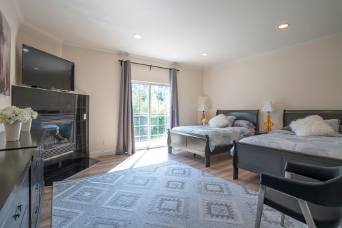 Residential Premium Image