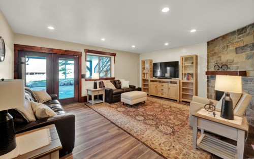 Residential Premium Image