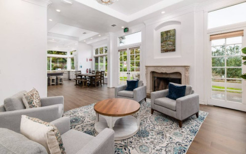 Residential Premium Image