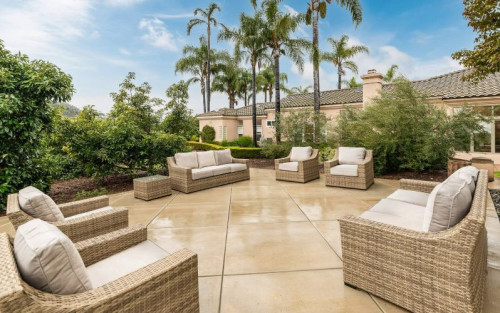 Residential Premium Image