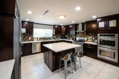 Residential Premium Image
