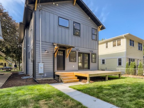Residential Premium Image