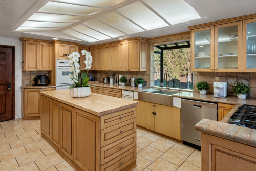 Residential Premium Image