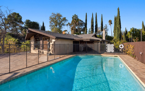Residential Premium Image
