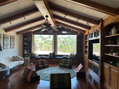 Residential Premium Image