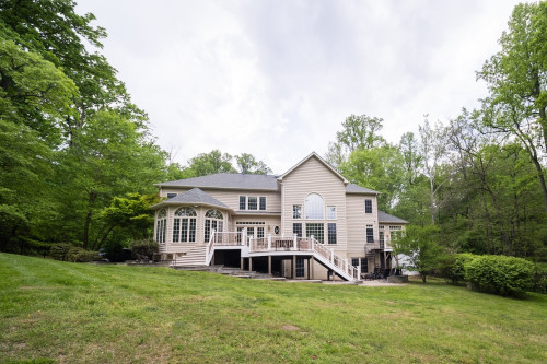 Residential Premium Image