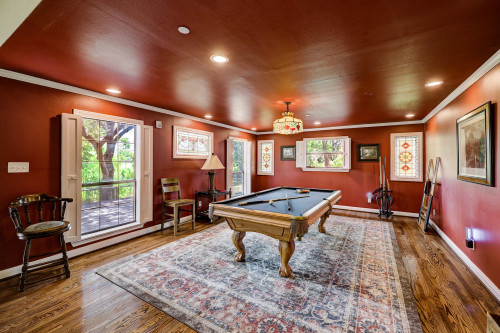 Residential Premium Image