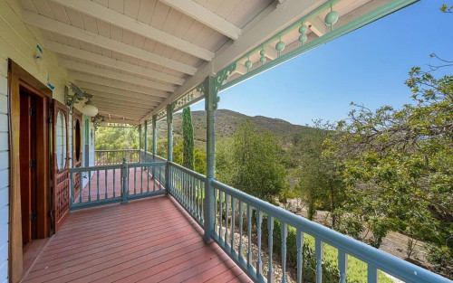 Residential Premium Image