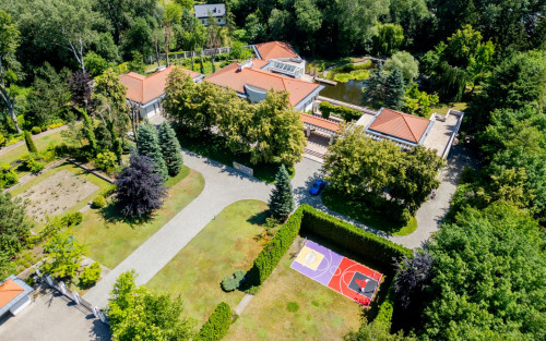 Residential Premium Image