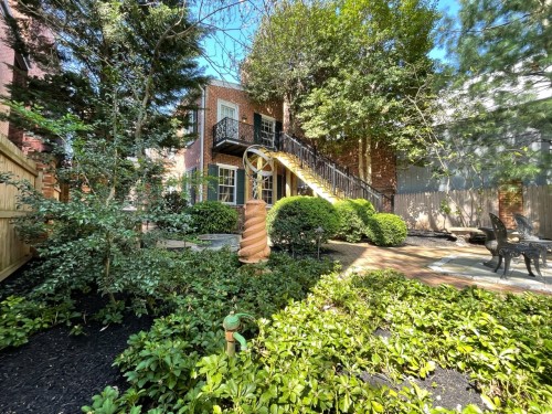Residential Premium Image