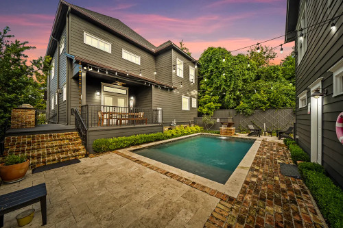 Residential Premium Main Image