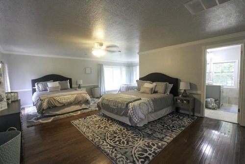 Residential Premium Image