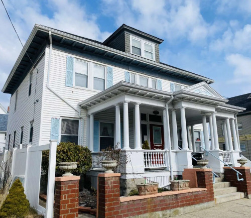 Residential Premium Main Image