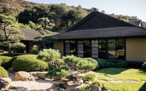 Residential Premium Image