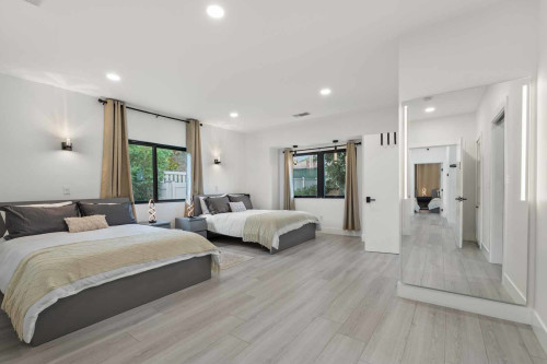 Residential Premium Image