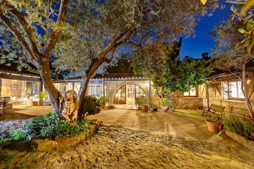 Residential Premium Main Image